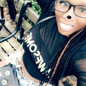 Meet your Posher, April